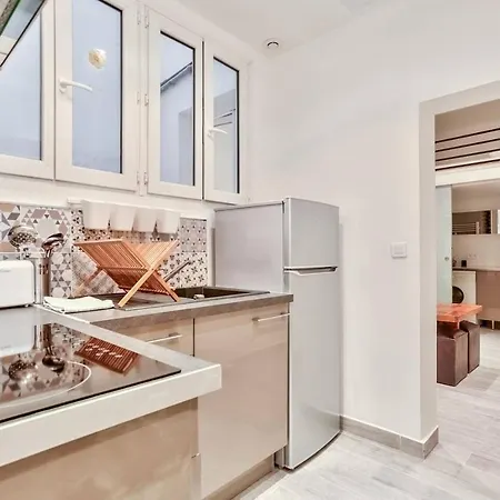 Apartment Studio Modern Cozy 4 Personnes Frejus